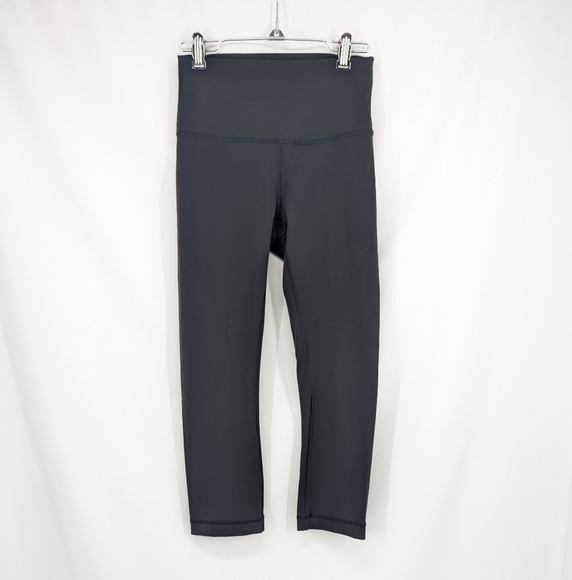Lululemon High Waisted Capris Leggings Black Size 4 - Picture 1 of 7